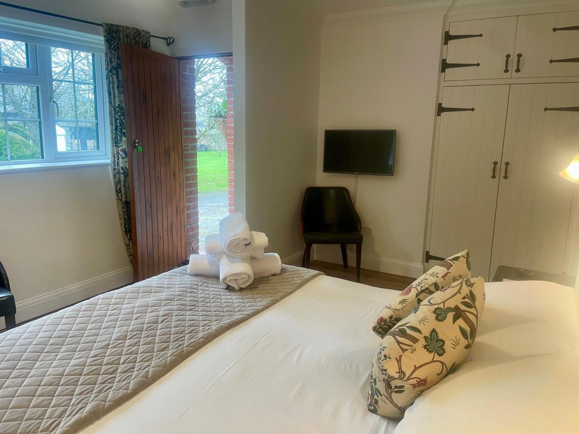 Clapham  Old Selden Farm B&B מראה חיצוני תמונה