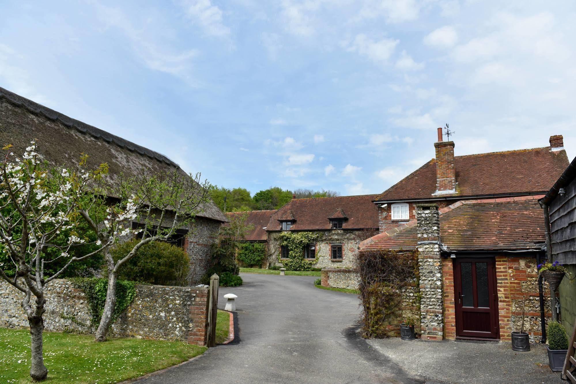Clapham  Old Selden Farm B&B מראה חיצוני תמונה