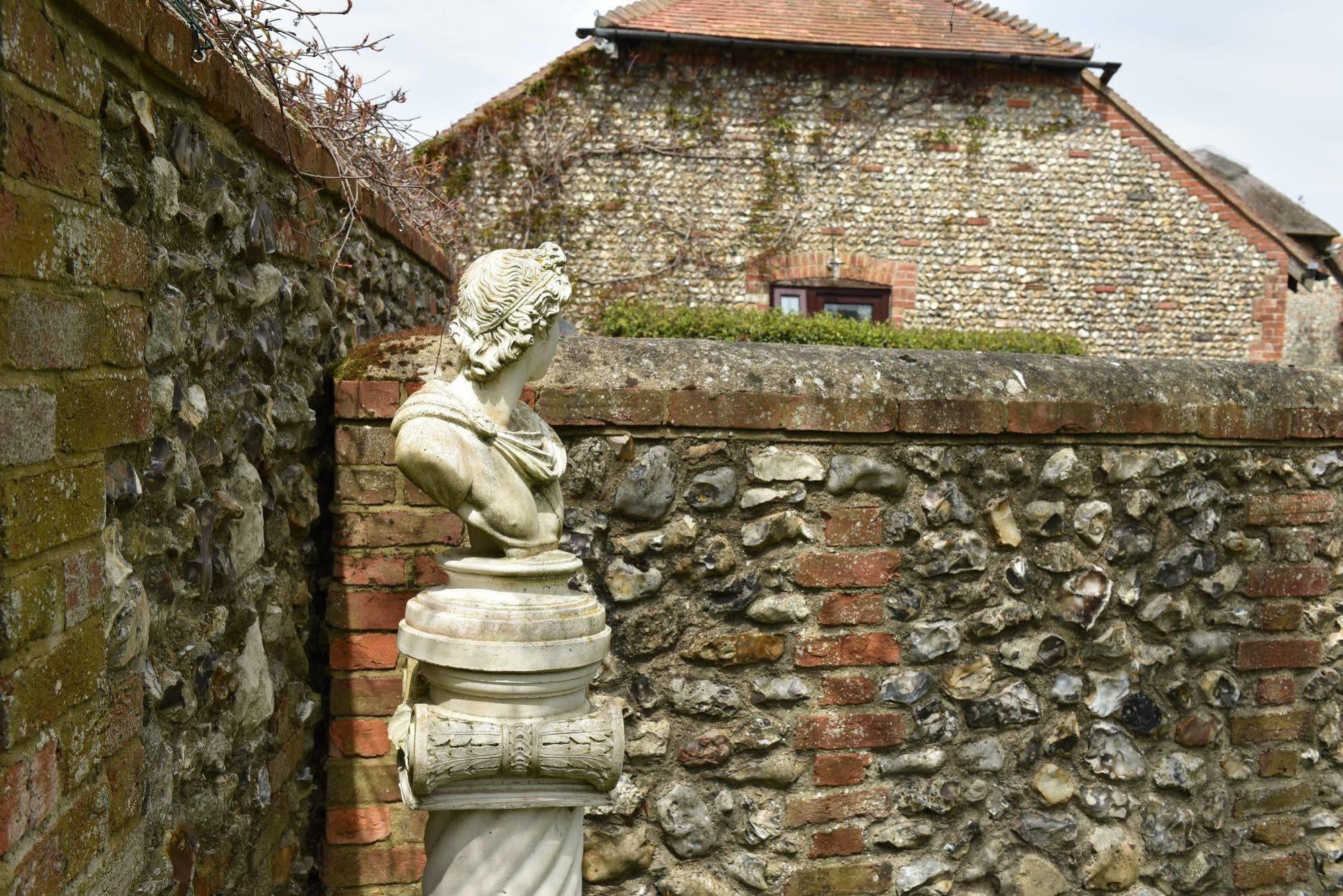 Clapham  Old Selden Farm B&B מראה חיצוני תמונה